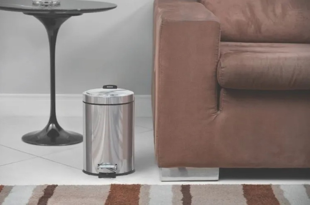 Cesto De Basura Tramontina 94538/105 5 Lt. C/pedal Ac. Inox.
