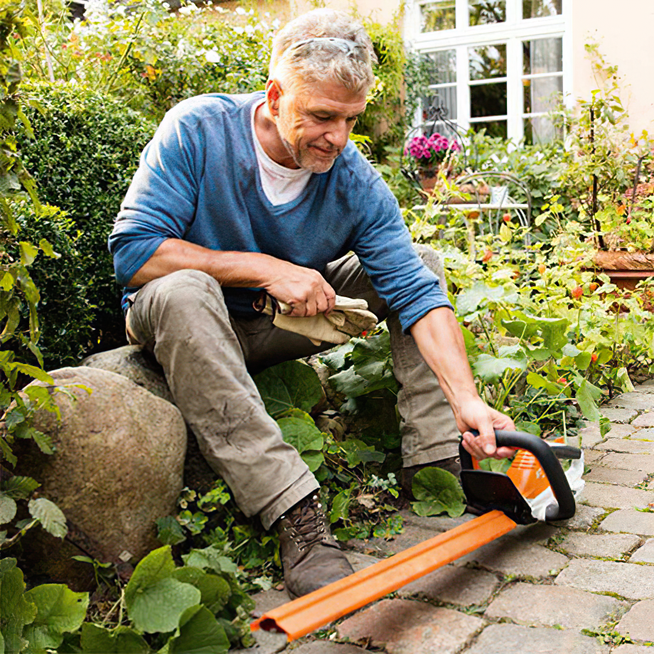CORTACERCO STIHL HSA 45 A BATERIA